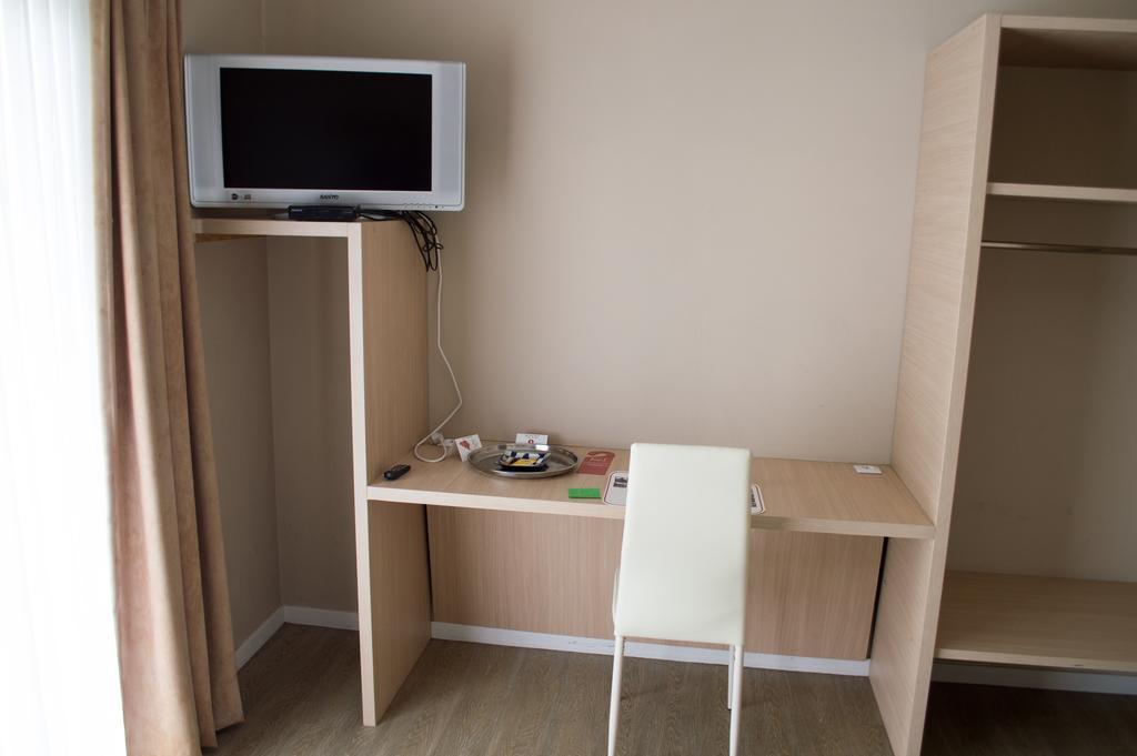 Budget Flats Bruselas Exterior foto